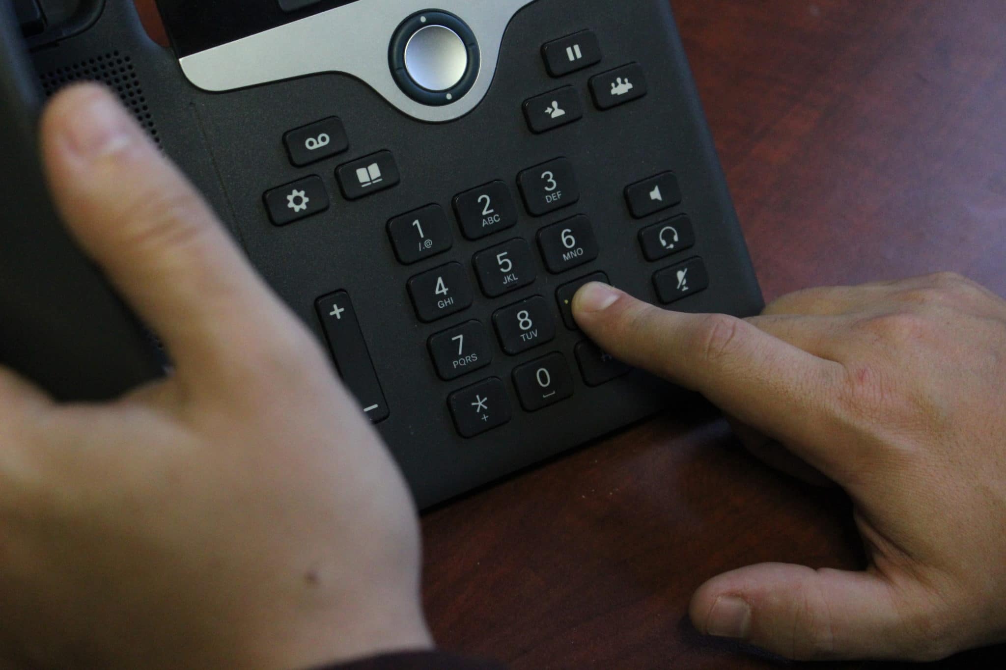 Cisco BE6K phone
